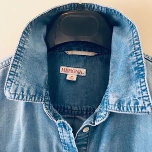 Merona Chambray denim button down M